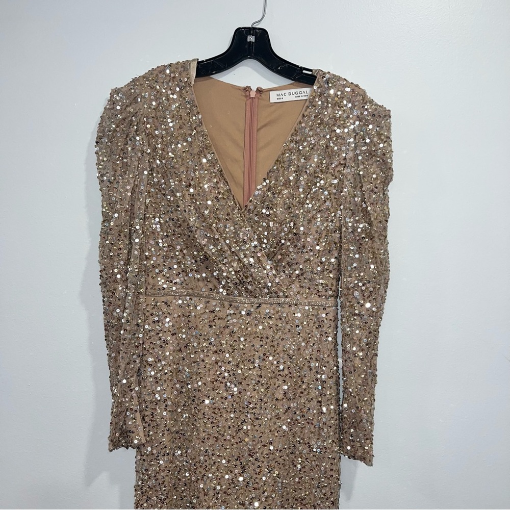 Mac Duggal Shimmering Gold Sequined Puff Shoulder Surplice Evening Gown -Reemoly - Picture 5 of 16